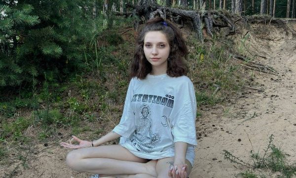 Met with the best yoga teacher, showed off her skills by fucking me the same day